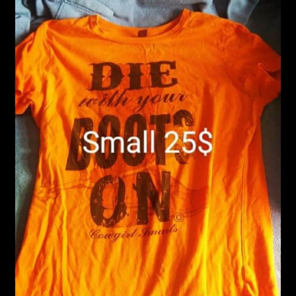 Tee shirt